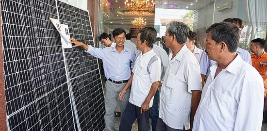 nang luong mat troi ngay cang hap dan cac nha dau tu dien